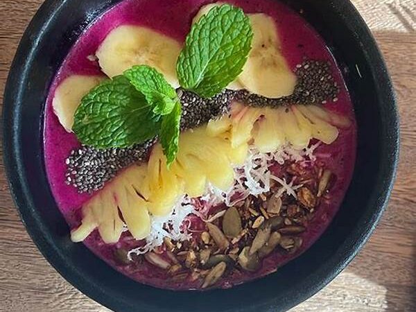 Bali Café’s 15-minute Smoothie Bowl Goes Viral