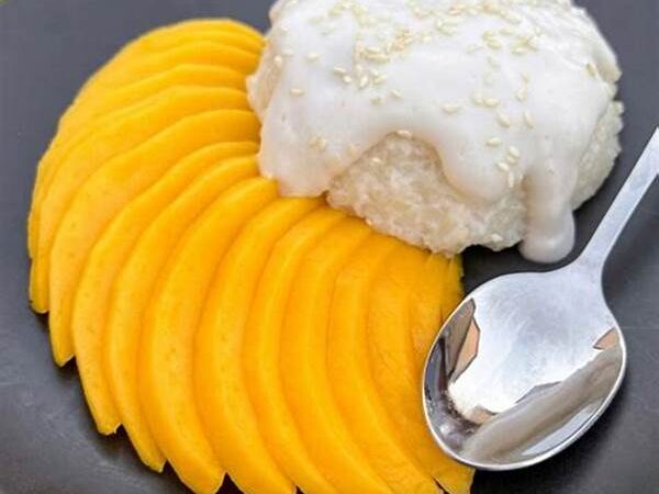 Quick Dessert: Mango Sticky Rice Simplified