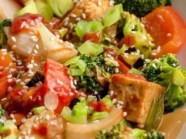 Stir-fry Tempeh & Veggies In 12 Minutes Flat