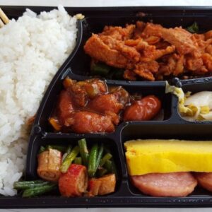 Nggak Ribet Tapi Bergizi, Ini Ide Bekal Kantor Sehat untuk Aktivitas Padat!