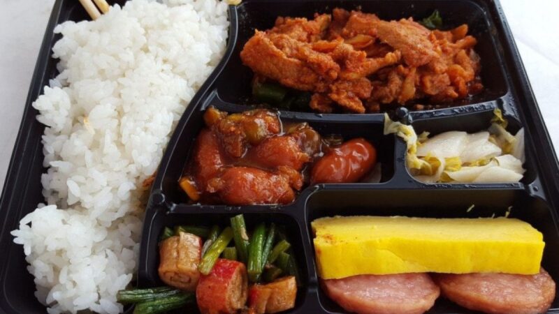 Nggak Ribet Tapi Bergizi, Ini Ide Bekal Kantor Sehat untuk Aktivitas Padat!